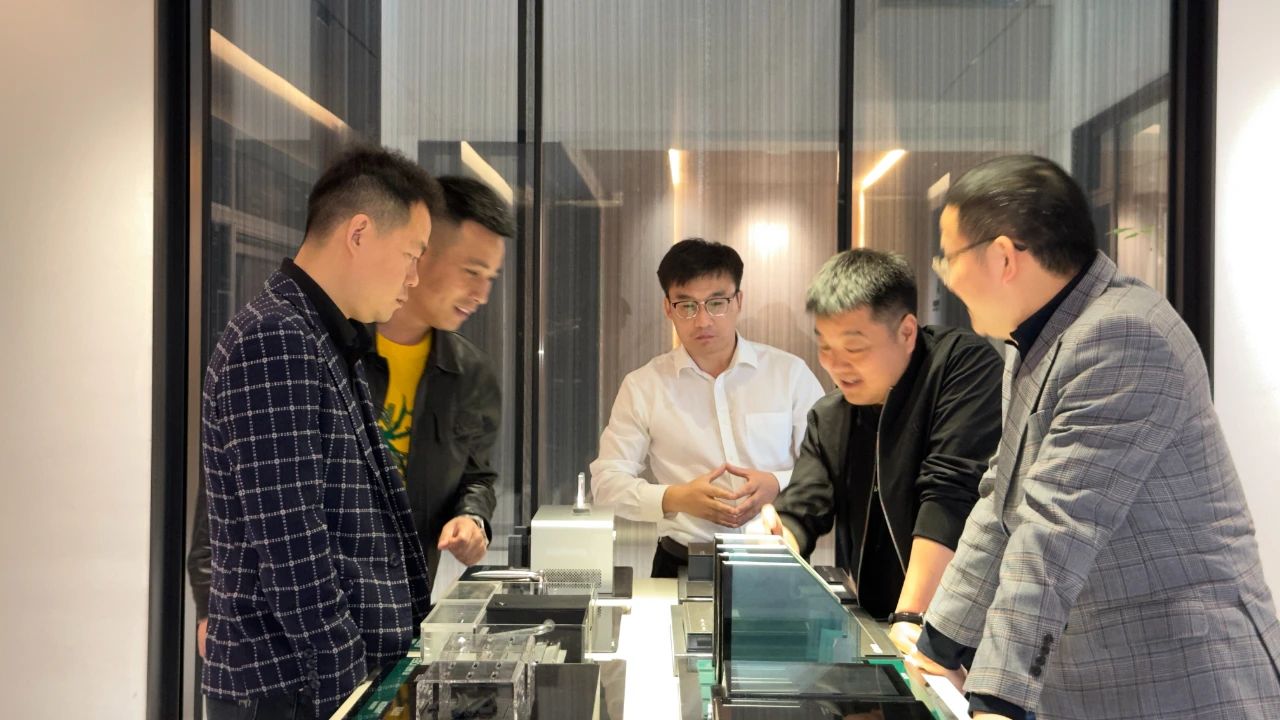 1743467316724215.jpg 5.jpg